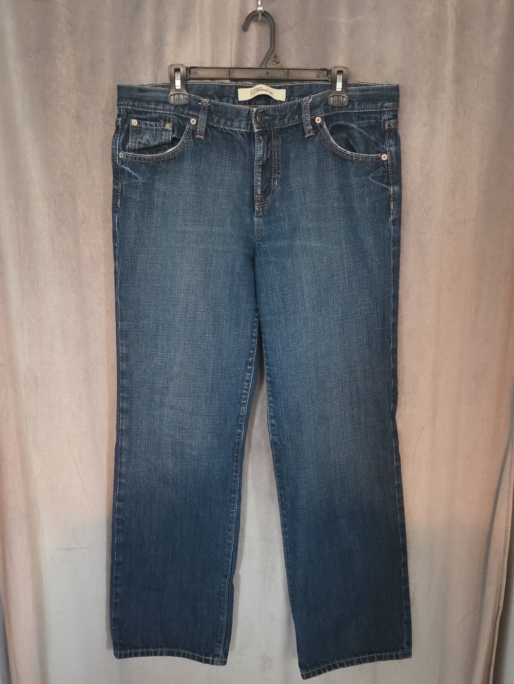 GAP Size 14 Women's Straight Leg Jeans in Medium Blue Wash